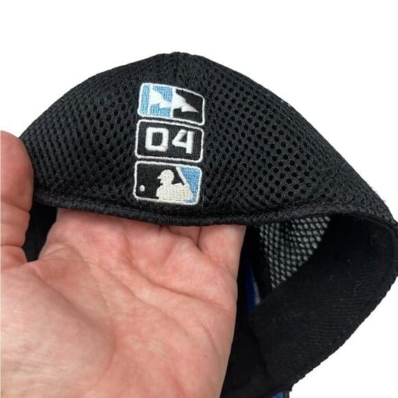 New Era World Series Champions Baltimore 04 Baseball Hat Cap - Picture 5 of 9